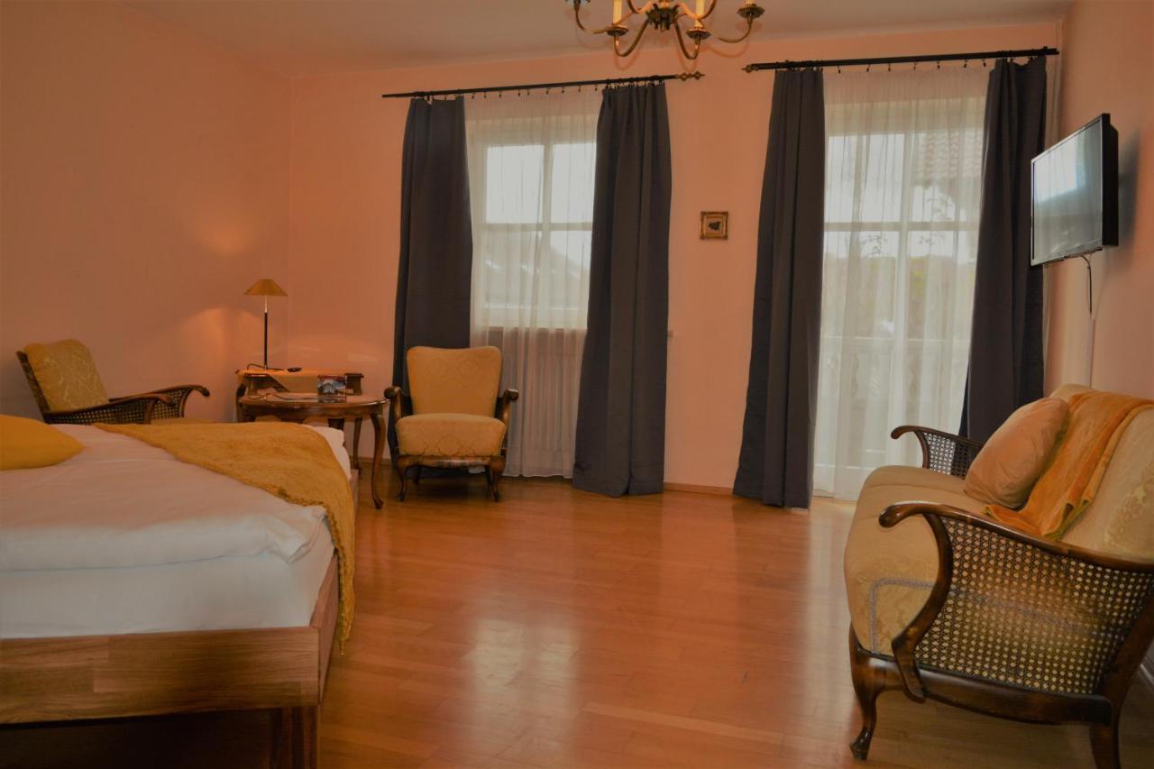 Landgut Stetter Hotel Schöllnach Eksteriør billede